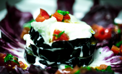 Millefeuilles d’aubergines et stracciatella di burrata